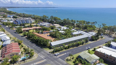 The Beach Motel Hervey Bay - Accommodation Guide 40