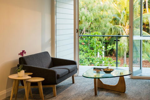 Heart Hotel And Gallery Whitsundays - Accommodation Asia 15