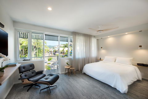 Heart Hotel And Gallery Whitsundays - Accommodation Asia 0