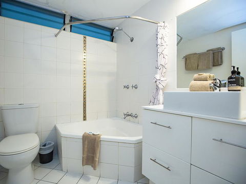 Beach Lodges - Accommodation Asia 26