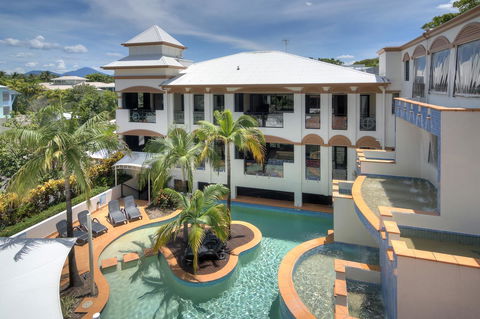 Regal Port Douglas - Accommodation Guide 0