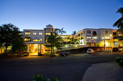 Regal Port Douglas - Accommodation Guide 1