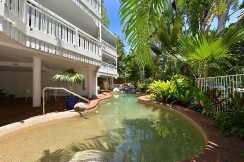 The White House Port Douglas - Accommodation Guide 20