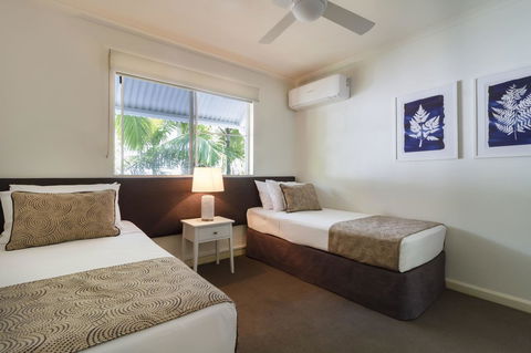 The White House Port Douglas - Accommodation Guide 37
