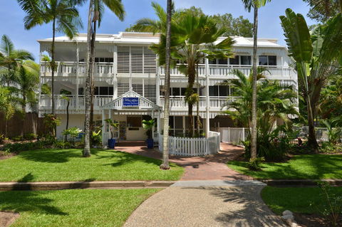 The White House Port Douglas - Accommodation Guide 0