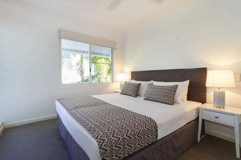 The White House Port Douglas - Accommodation Guide 35