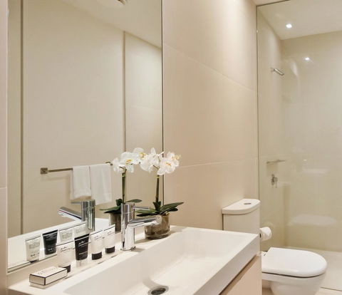 Pool Resort Port Douglas - Accommodation Guide 28