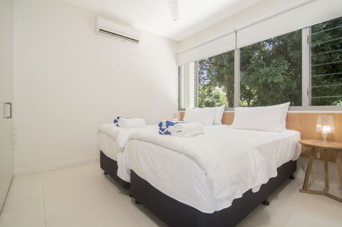 Pool Resort Port Douglas - Accommodation Guide 33