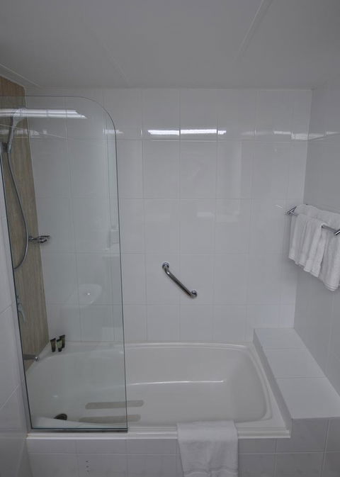 Pacific Hotel Cairns - Accommodation Asia 40