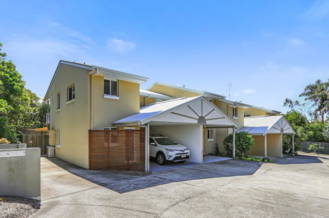 Sunrise Haven - Accommodation Asia 15