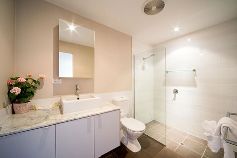 Whitsunday Reflections - Accommodation Asia 11