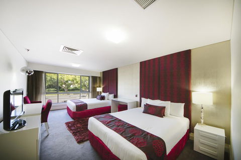 City Golf Club Motel - Accommodation Asia 35