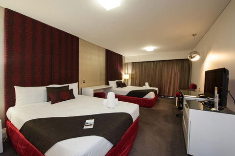 City Golf Club Motel - Accommodation Asia 4