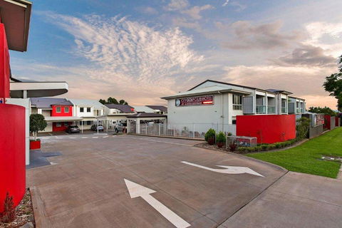 City Golf Club Motel - Accommodation Asia 8