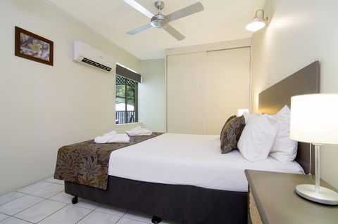 The Port Douglas Queenslander - Accommodation Guide 11