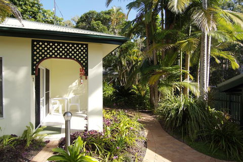 The Port Douglas Queenslander - Accommodation Guide 27