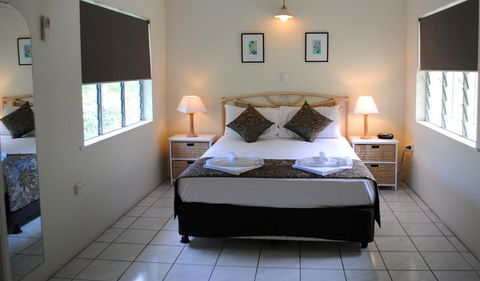 The Port Douglas Queenslander - Accommodation Guide 33