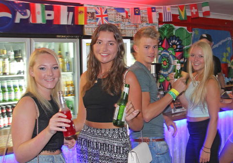 Backpackers In Paradise 18-35 Hostel - Accommodation China 8