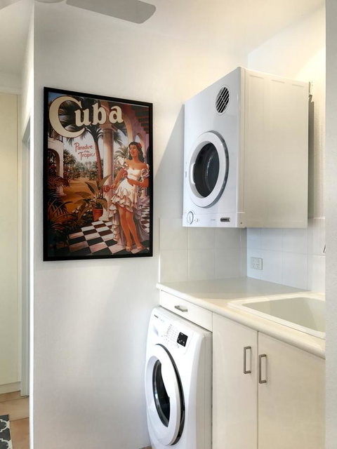 [ ANDY'S BEACH HOUSE ] - Accommodation Guide 37