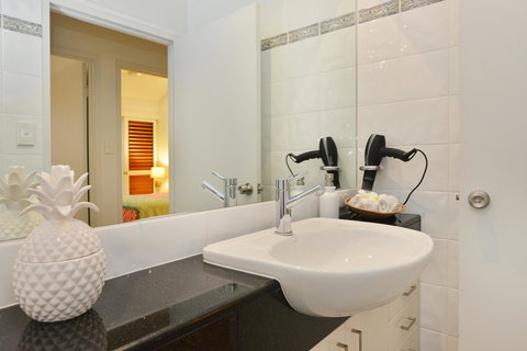 [ ANDY'S BEACH HOUSE ] - Accommodation Guide 28