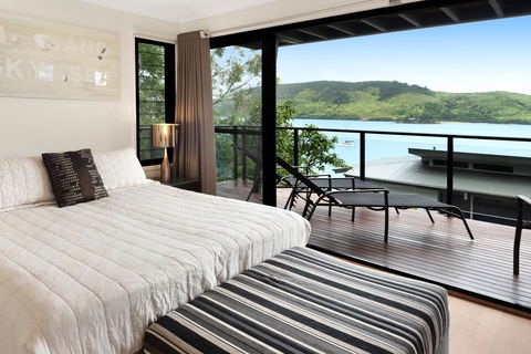 Shorelines - Accommodation Asia 5