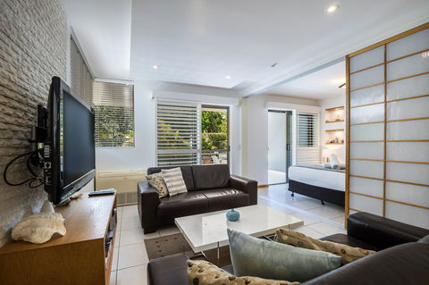 Saks On Hastings - Accommodation Asia 33