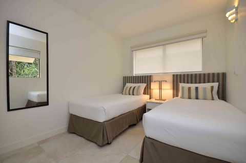 Saks On Hastings - Accommodation Asia 17