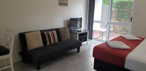 Trinity Beach Pacific - Accommodation Guide 1