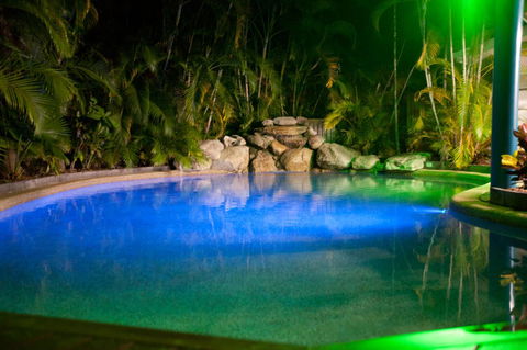Trinity Beach Pacific - Accommodation Guide 4