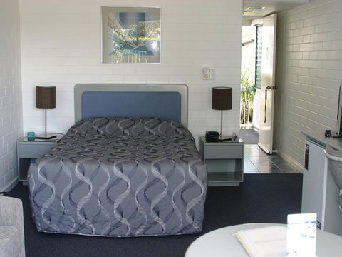 Dalby Manor Motor Inn - Accommodation Asia 26