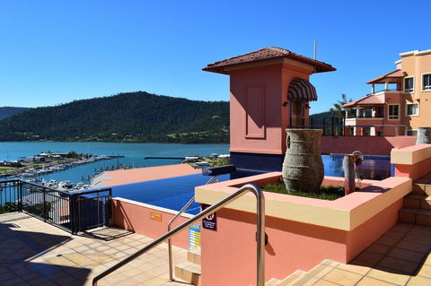 Martinique Whitsunday Resort - Accommodation Asia 30