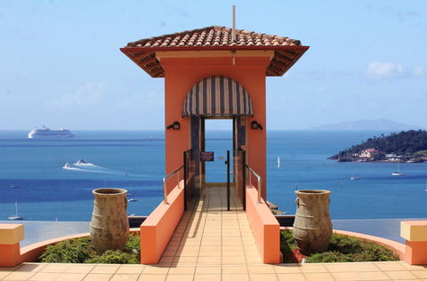 Martinique Whitsunday Resort - Accommodation Asia 1