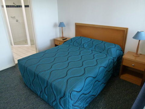 Madison Ocean Breeze Apartments - Accommodation Asia 31