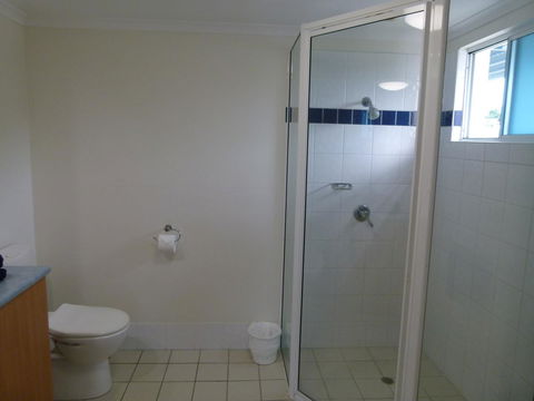 Madison Ocean Breeze Apartments - Accommodation Asia 35