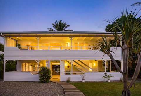 Jamaica Beach House - Accommodation Asia 24