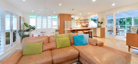 Jamaica Beach House - Accommodation Asia 38