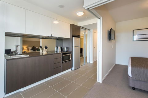 Empire Apartment Hotel Rockhampton - Accommodation Asia 19