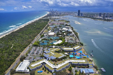 Sea World Resort - Accommodation Asia 15