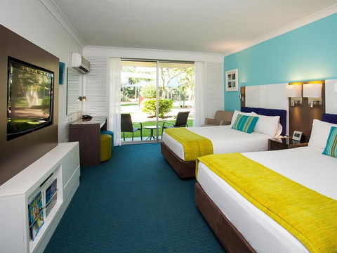 Sea World Resort - Accommodation Asia 4