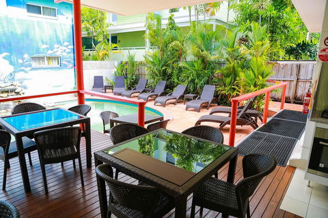 Port Douglas Motel - Accommodation Guide 26