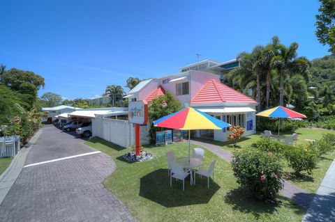 Port Douglas Motel - Accommodation Guide 41