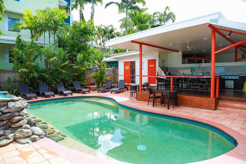Port Douglas Motel - Accommodation Guide 23