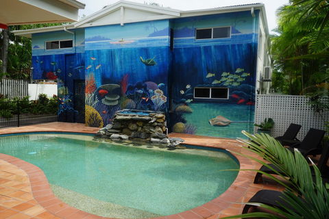 Port Douglas Motel - Accommodation Guide 28