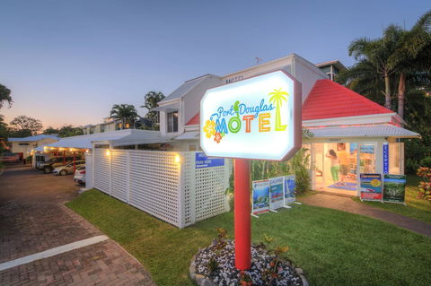 Port Douglas Motel - Accommodation Guide 44