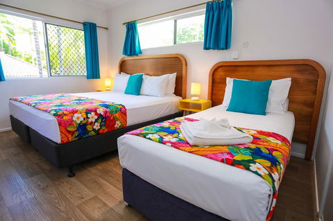 Port Douglas Motel - Accommodation Guide 1