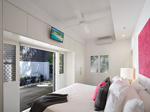 Allambi - Accommodation Asia 19