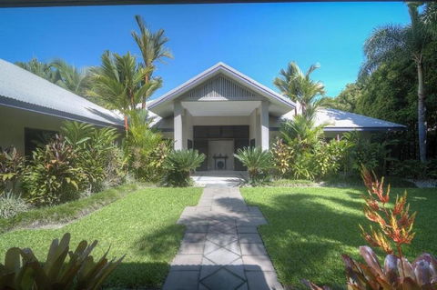 Tranquility By The Course Port Douglas - Accommodation Asia 0