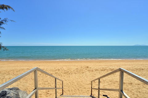 Bellevue At Trinity Beach - Accommodation China 10
