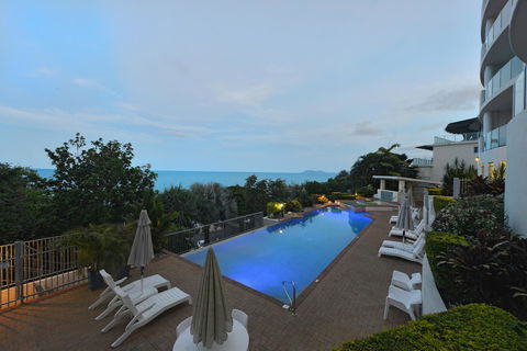 Bellevue At Trinity Beach - Accommodation China 9