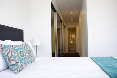 Synergy Broadbeach - Official - Accommodation Asia 16